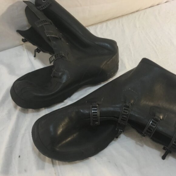 VTG MILITARY SURPLUS XCLUSIVE RUBBER US sz9 DLA100-89-C-4210 OVERBOOTS NM 01874 main image 6